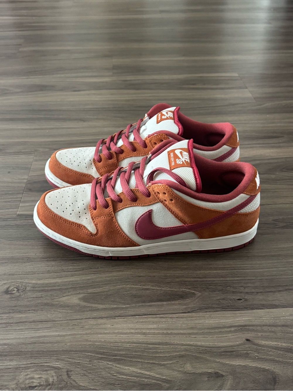 Nike Sb Dunk Low Pro “Dark Russet Cedar” Men’s 10 or Women’s 11.5